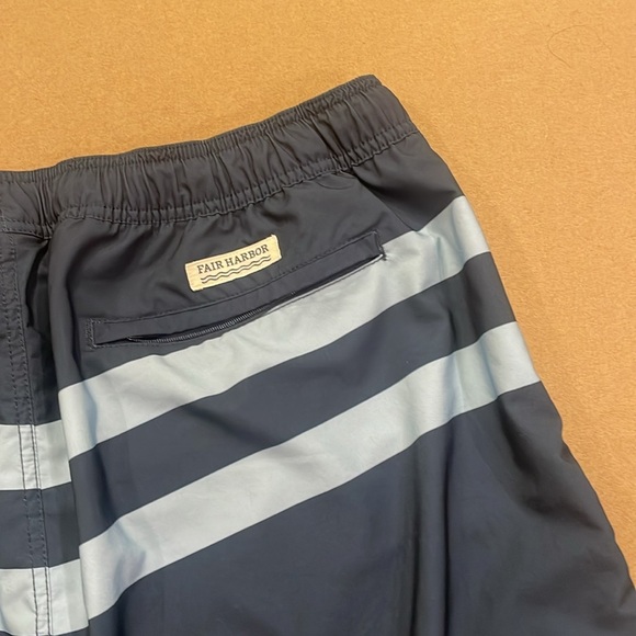 Fair Harbor Men’s Brief Lined Swim Trunks Size XXXL - Picture 6 of 10